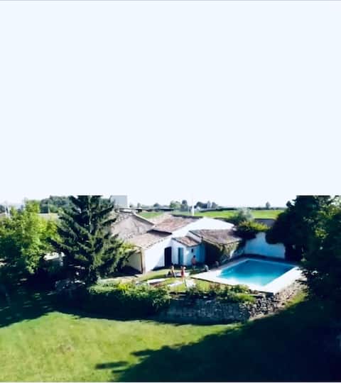 LA ERA Exclusive house with pool and private estate