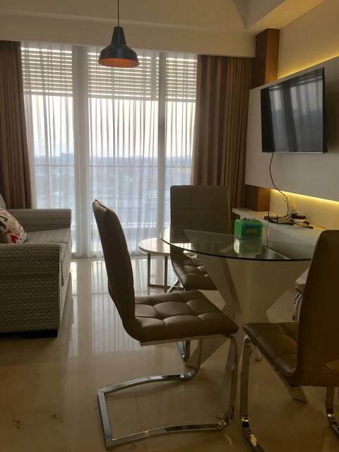 3 bedrooms in luxurious apartment  in city center