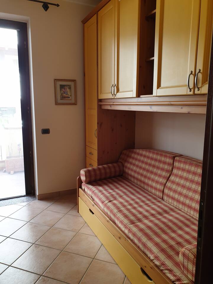 3rd Bedroom
Single Bed