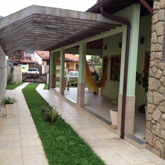 Vista lateral(garagem)