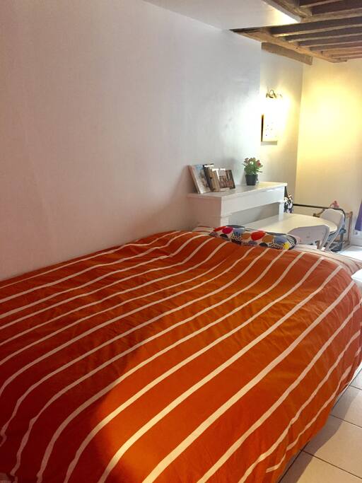 Real queen size bed for 2 persons with all the clean linens