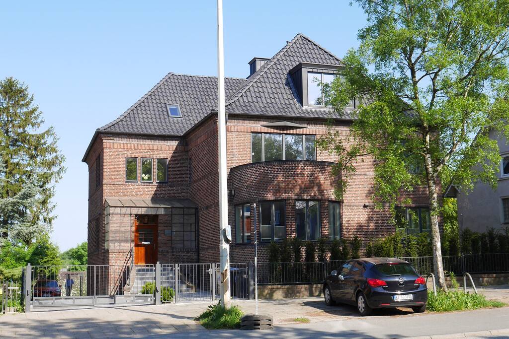 Animas Ferienwohnung Kiel, Holtenauer Straße - Wohnungen ...
