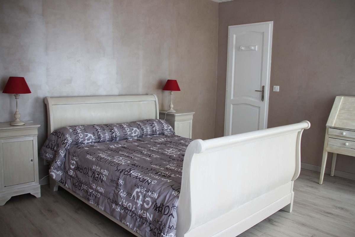 غرفة النوم 1