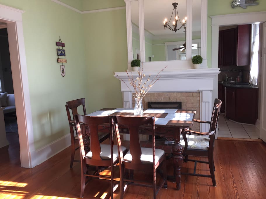 Dining room table with seating up to 6 people