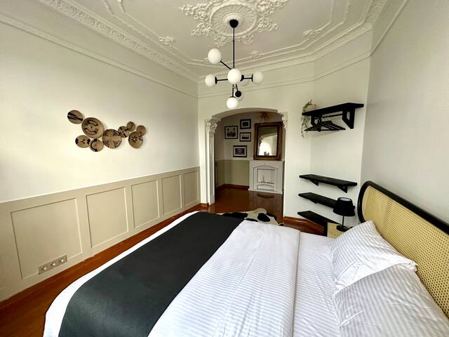 Charming flat in heart of Galata! gallery image 5