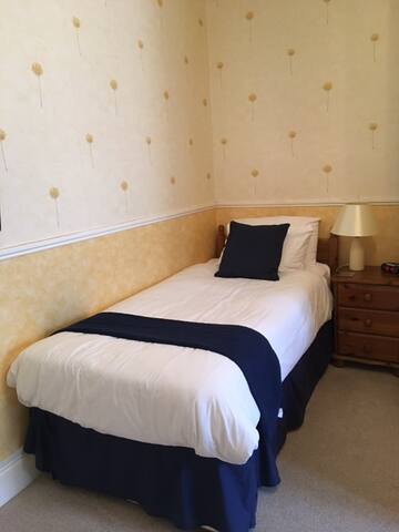 Victoria Lodge Serviced Accommodation Room 4