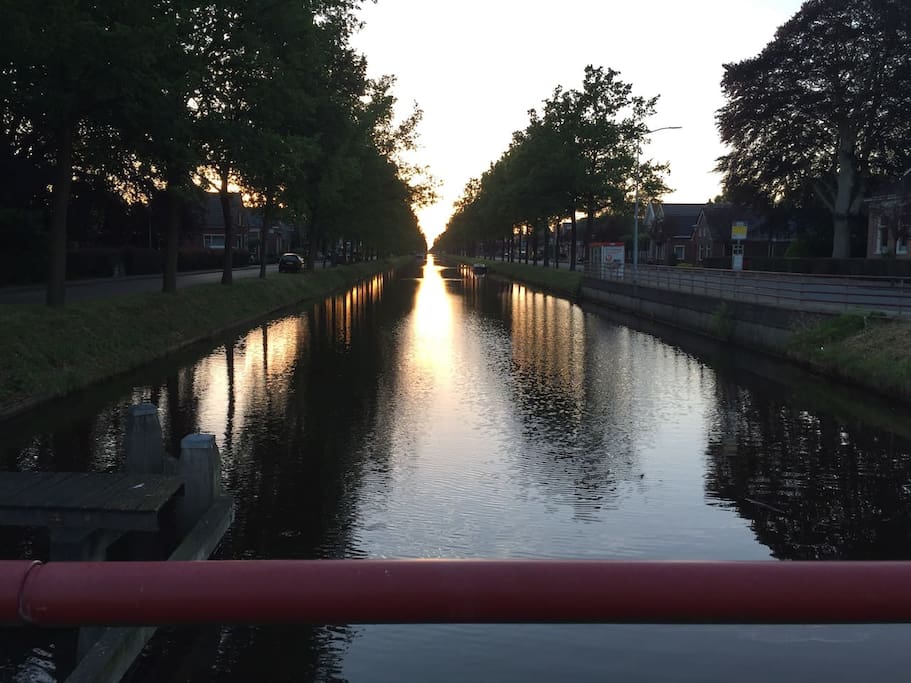 Gelegen aan vis en vaarwater