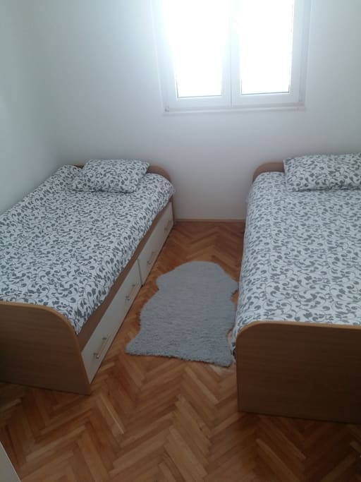 Spavaća soba 1