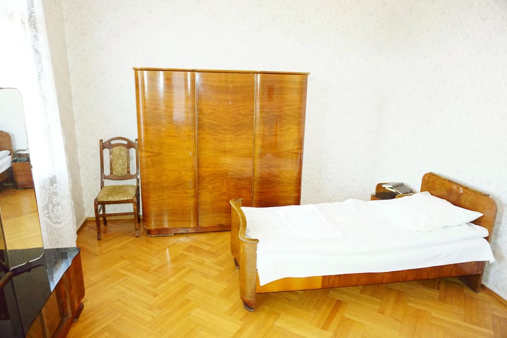 Room 1