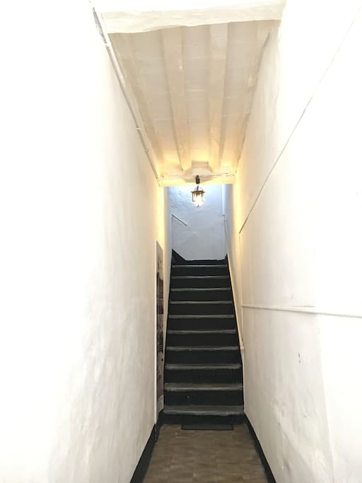 Corridor leading to the 1st floor