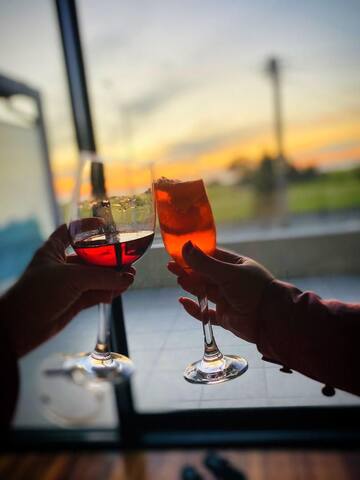 Escape to Beachfront Bliss in Elwood! gallery image 3