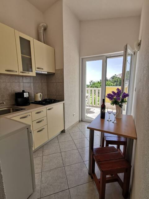 Villa Ruža, 30m by the beach, no. 7