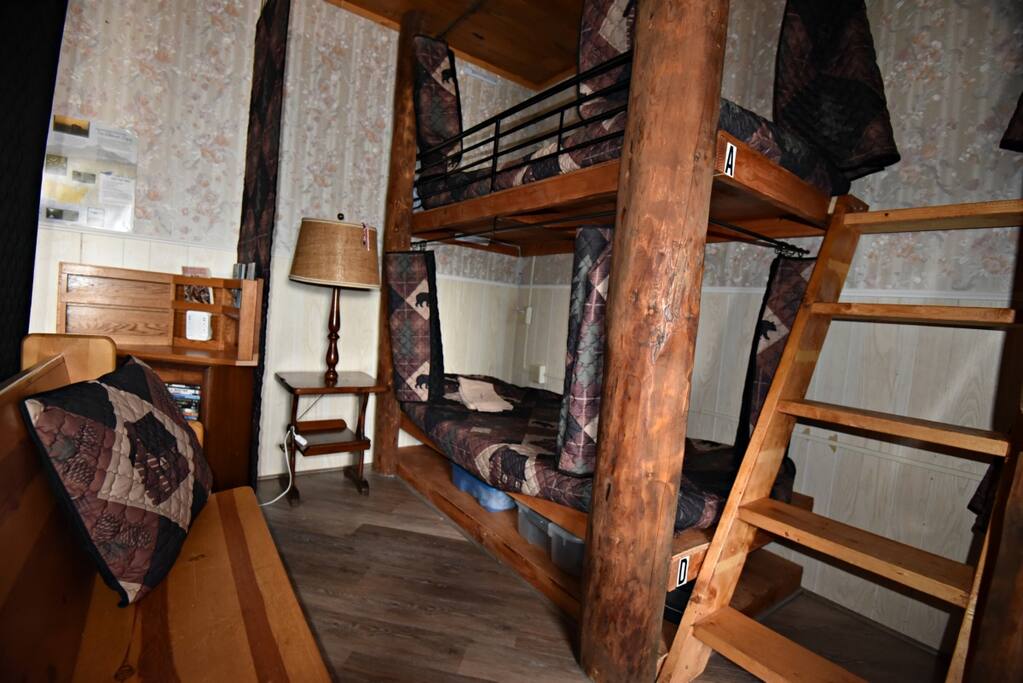 Includes bedding and towels.