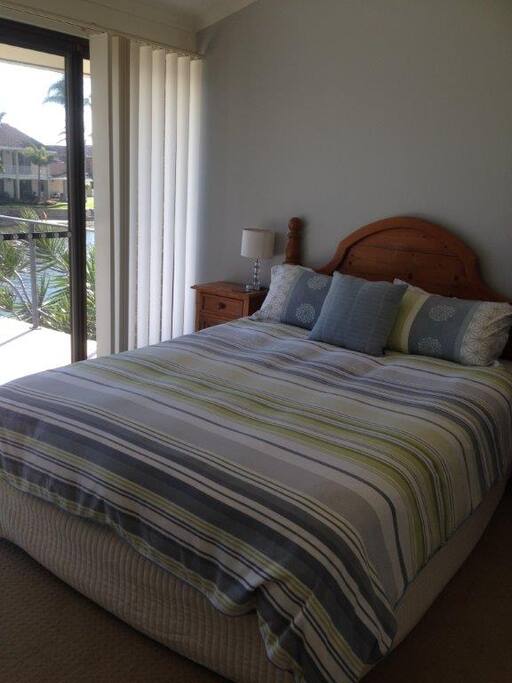 Bedroom 2 - Queensize bed