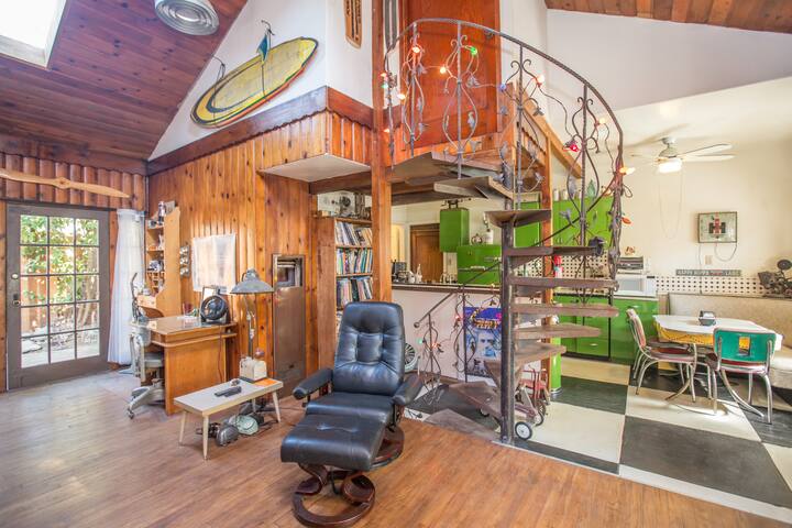 Writer's Retreat away from traffic