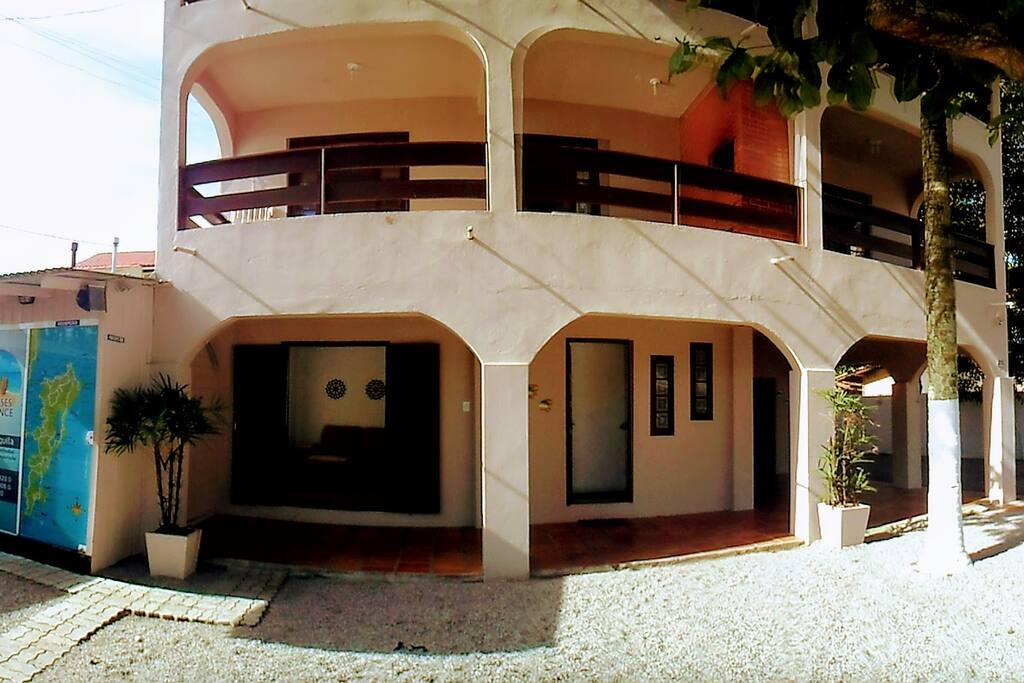 Fachada e recepção
