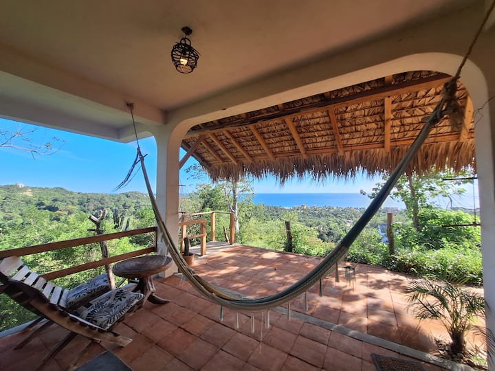 Oceanview Retreat, A/C, Wi-Fi - Casa Mar y Monte