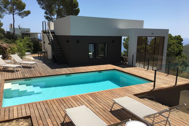 Villa, piscine, Vue mer, 8 lits, Begur, Espagne gallery image 2