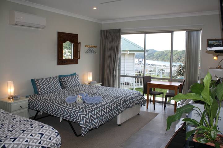 Harbour Heights BnB - Ocean View