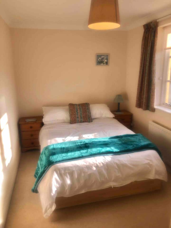 Spavaća soba veličine europske kraljice 3