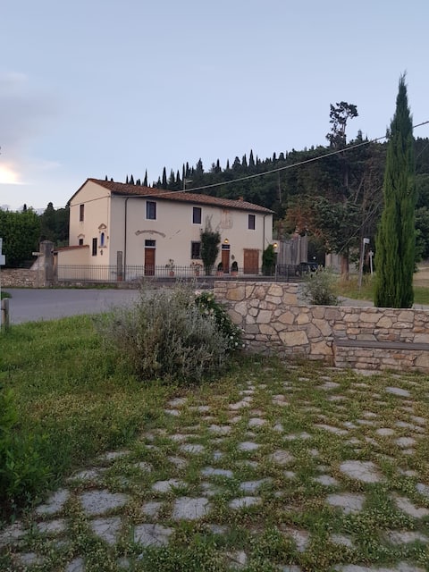 Camera in villa di campagna Toscana