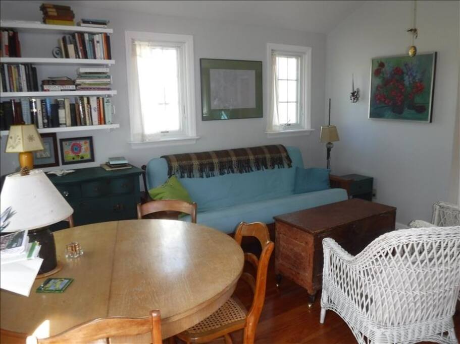 Helenas Cottage Liv Room 2