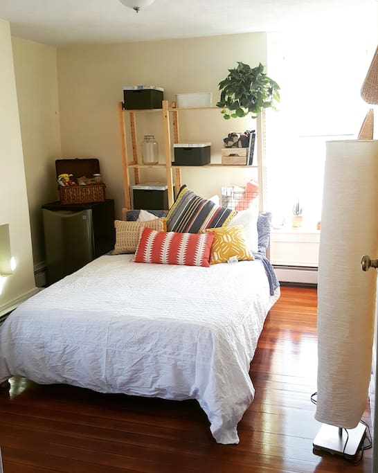 Your room!
Sunny and Bright! Full sized (double) memory foam bed with mini fridge and goodies.