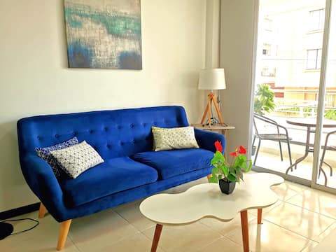 KING Bed. Best Area. Rooftop. Ultra Wi-Fi. No Fees