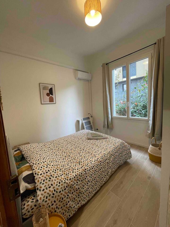 Chambre B 1/3