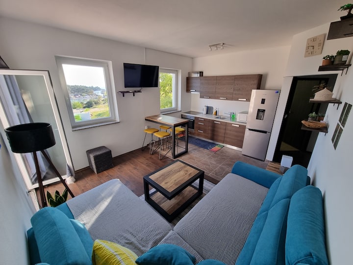 Apartment Lea / Beautiful Sea View Pula Stoja - Pula
