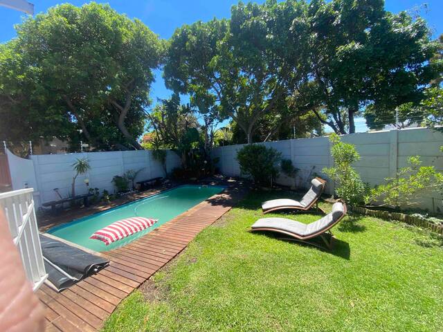 Sunny 3 bedroom house in the heart of Tokai gallery image 5