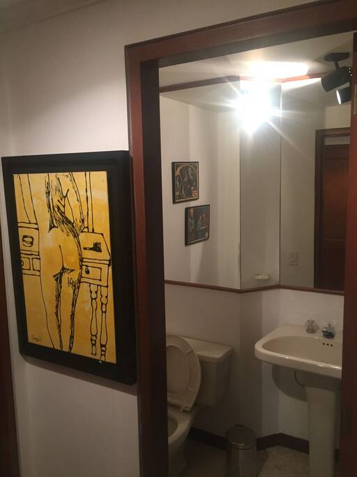 Baño agradable y completo
