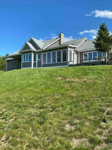 River’s Edge Cottage gallery image 4