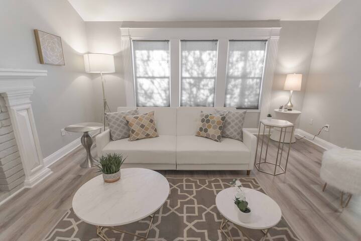 Luxury 5br/3ba Huge Pool LV Strip 8min Slps 16! gallery image 5