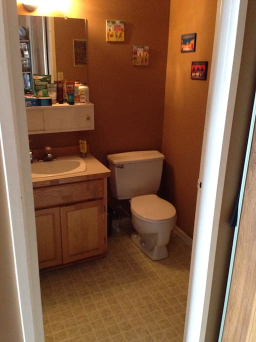 Private ensuite bathroom