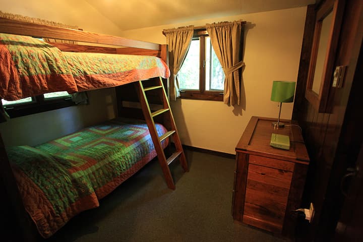 غرفة النوم 1