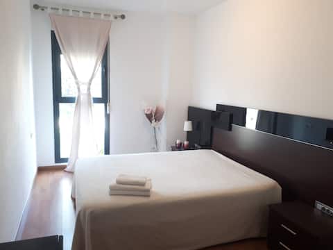 Paiporta is a 5-minute drive from Valencia.