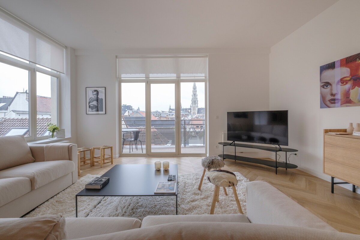 Top Airbnb: Gorgeous 2 bedrooms duplex view Grand Place in Quartier Du Centre Centrumwijk