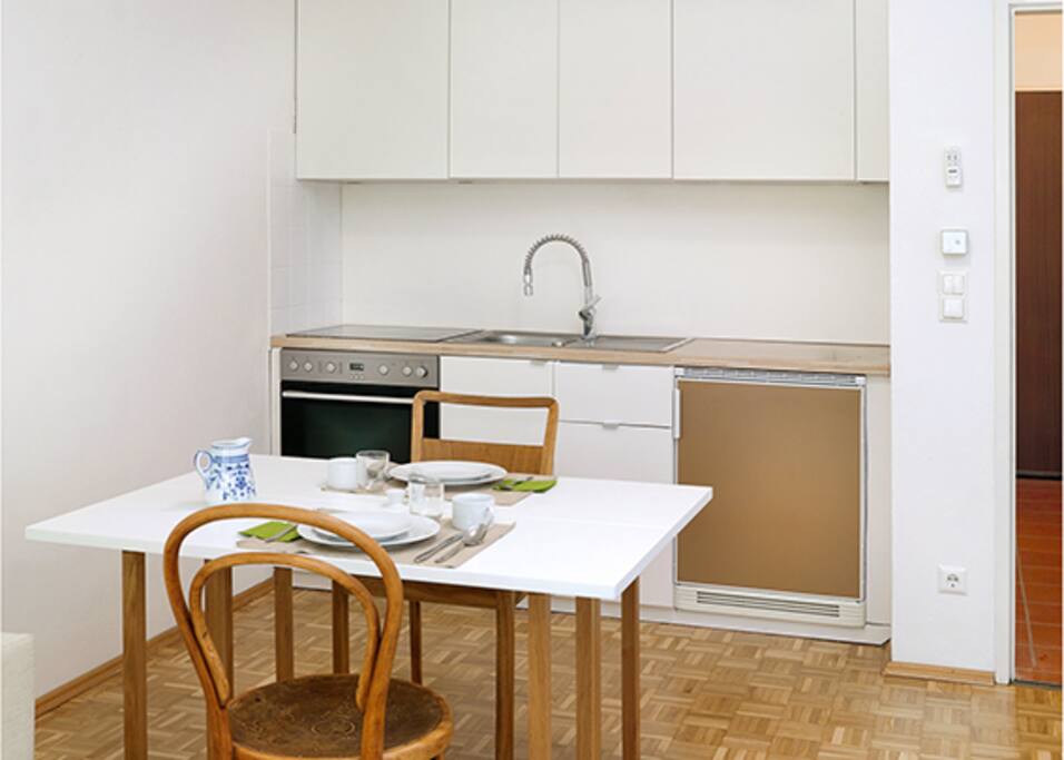 funktionale Küche, Herd mit Backofen