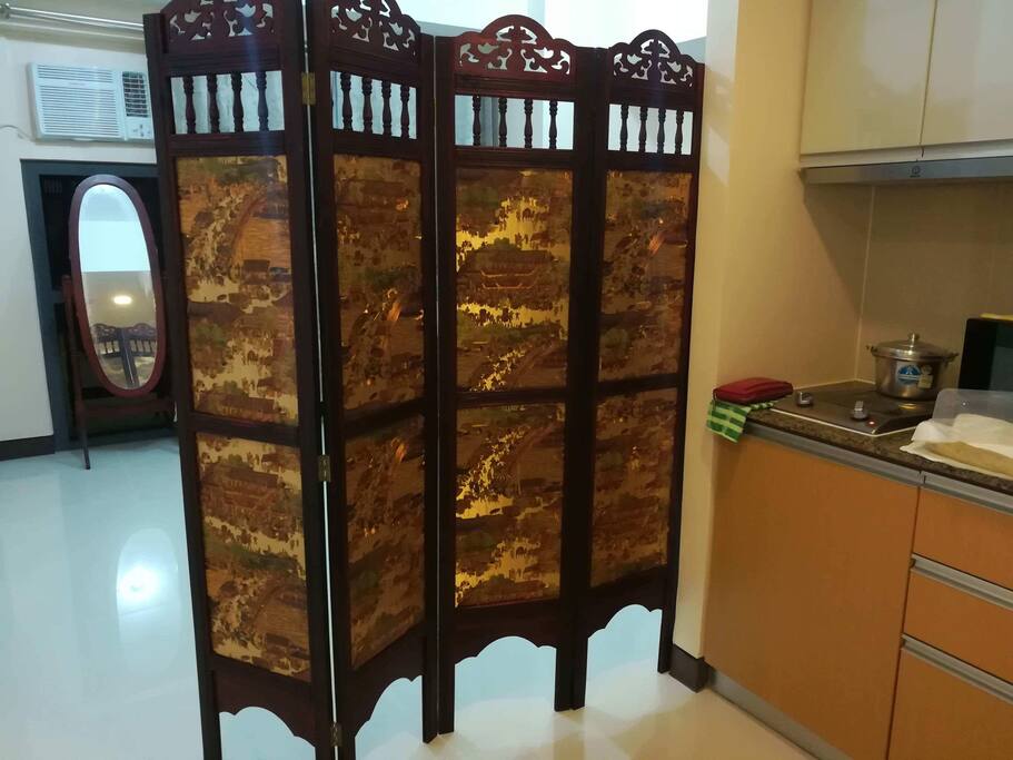 Divider kitchen to living room