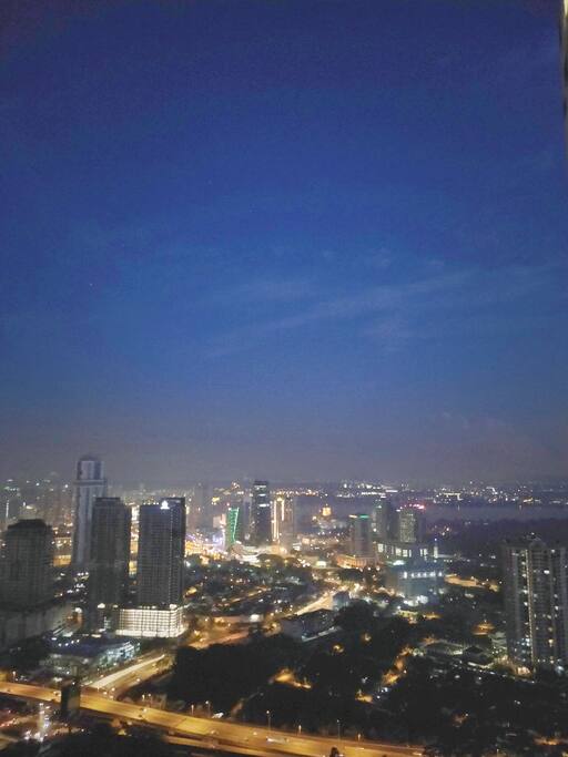 早餐快天亮时候的照片