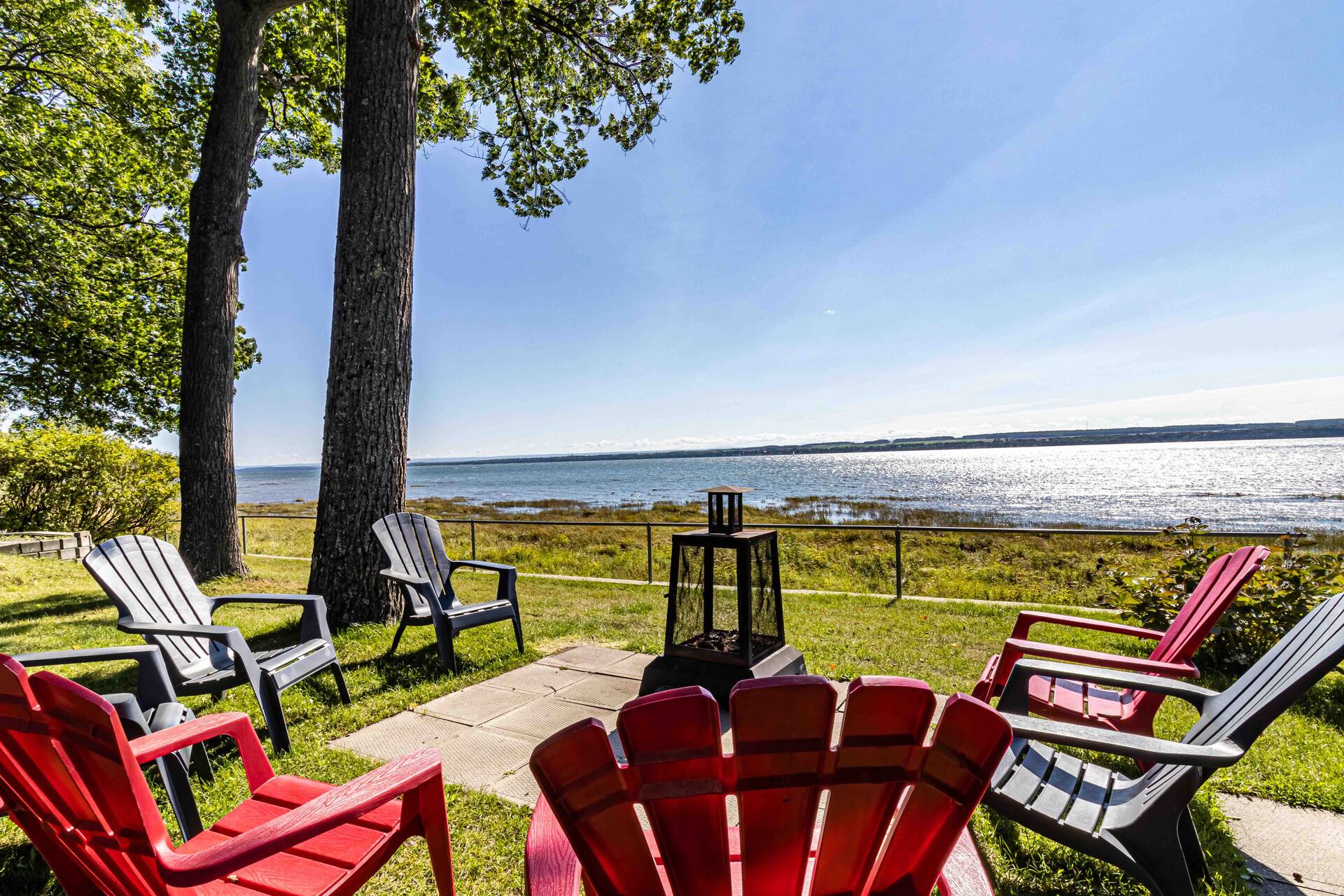 Beautiful House – Panoramic View of the River