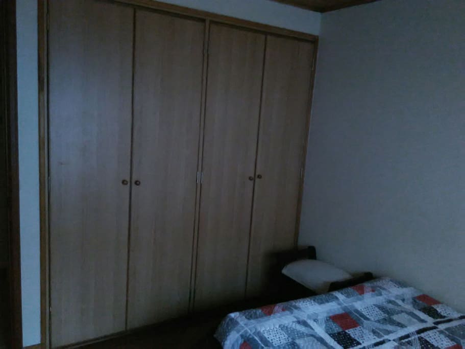 closet a dispone el huésped
