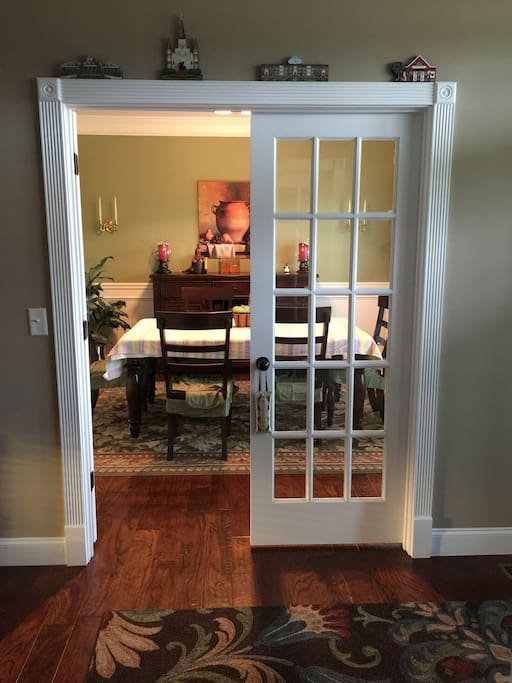 Kitchen table for everyday eating