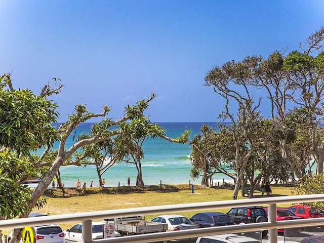 Azura 4 Penthouse on the Beach