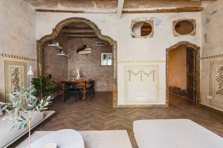 Serviced boutique apartment next to Ramblas gallery image 5