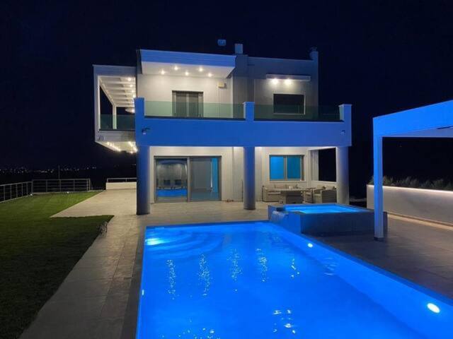Sunny Homes managed Airbnb listing 1