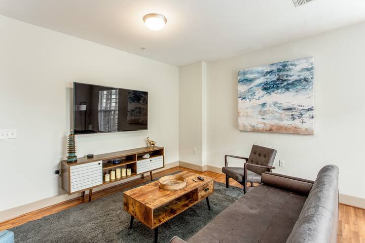 Spacious Smart Home in the Heart of Atlanta