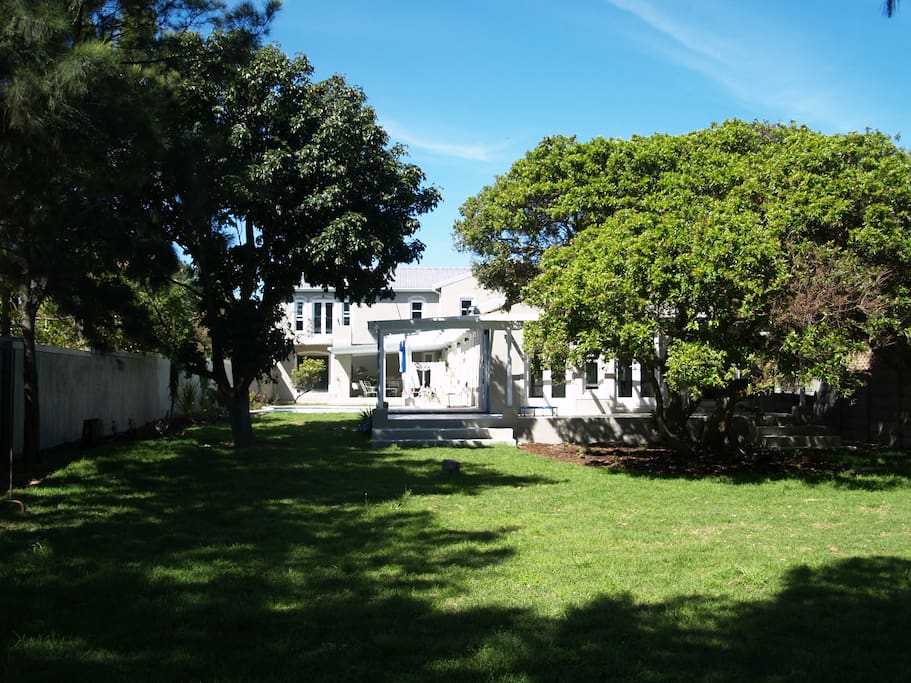 Spacious garden