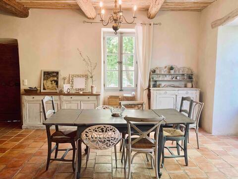 Suite dans une authentique bastide